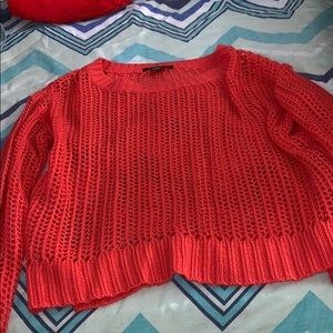 Long sleeve pull over